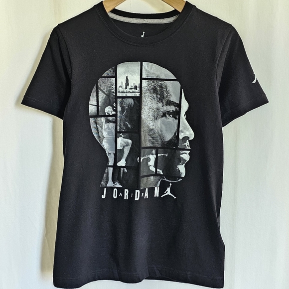 Nike Air Jordan XV Kids Black & White Graphic T-Shirt - Picture 4 of 16